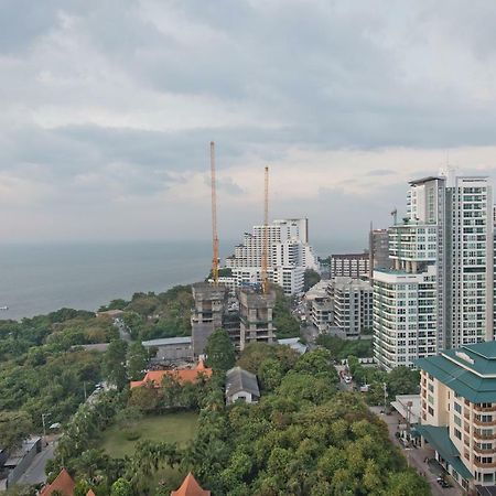 Stylish Studio In Peak Towers Pattaya Buitenkant foto