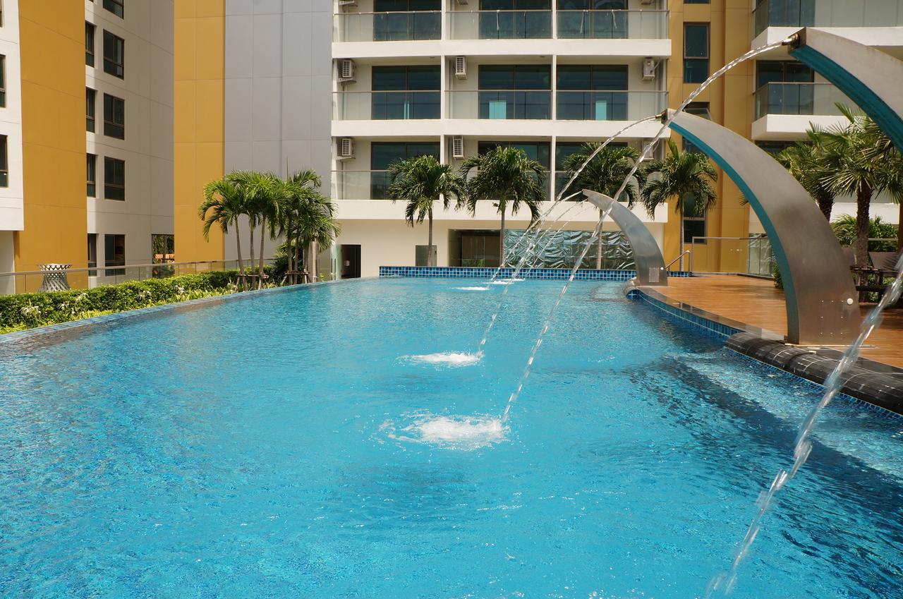 Stylish Studio In Peak Towers Pattaya Buitenkant foto