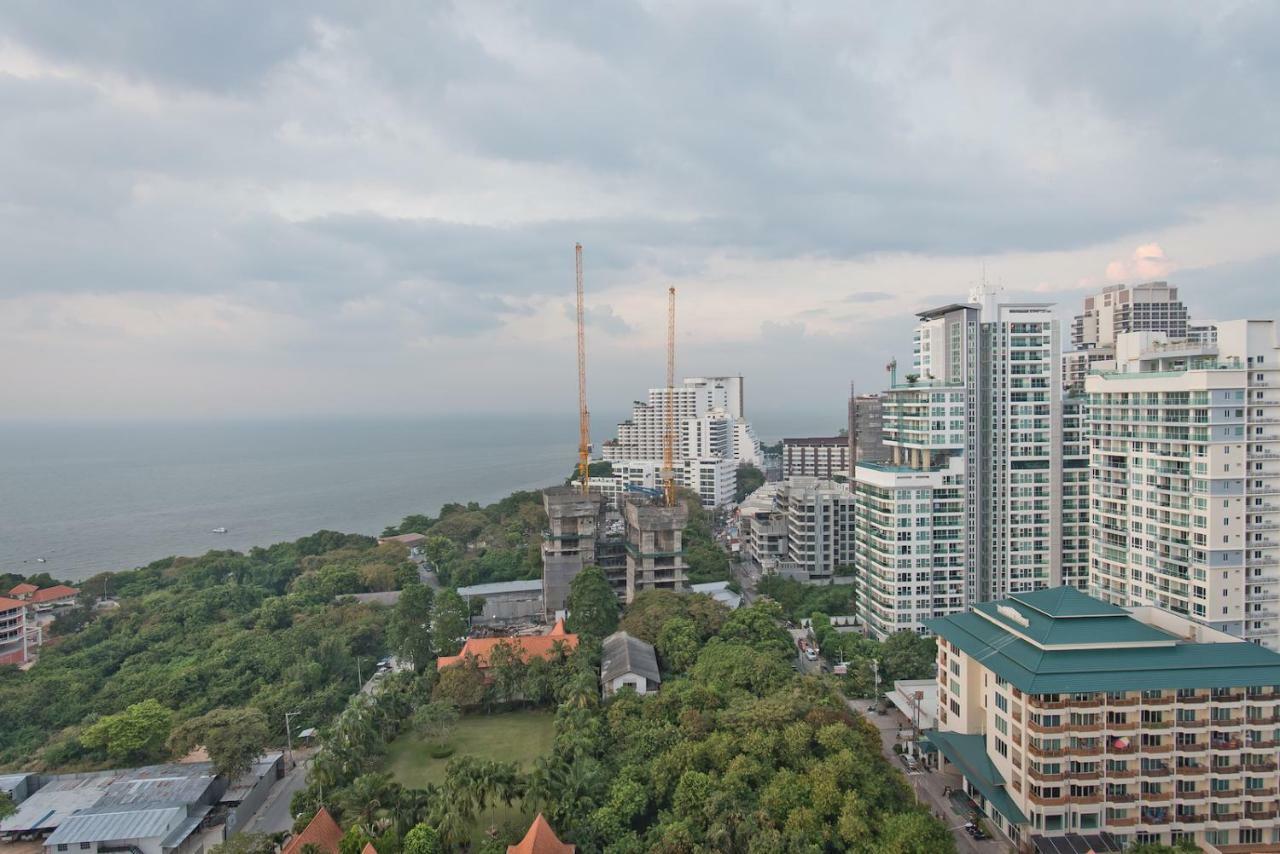 Stylish Studio In Peak Towers Pattaya Buitenkant foto