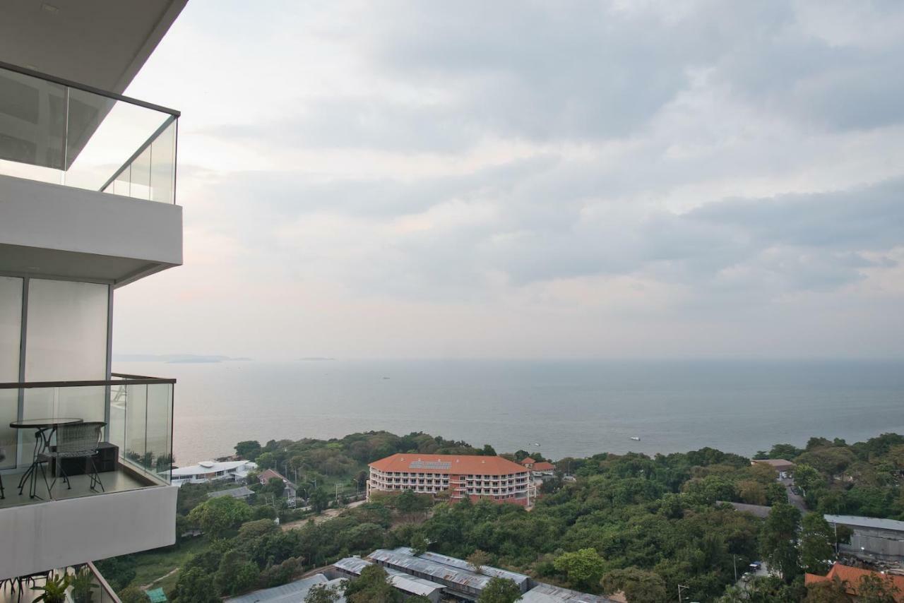 Stylish Studio In Peak Towers Pattaya Buitenkant foto